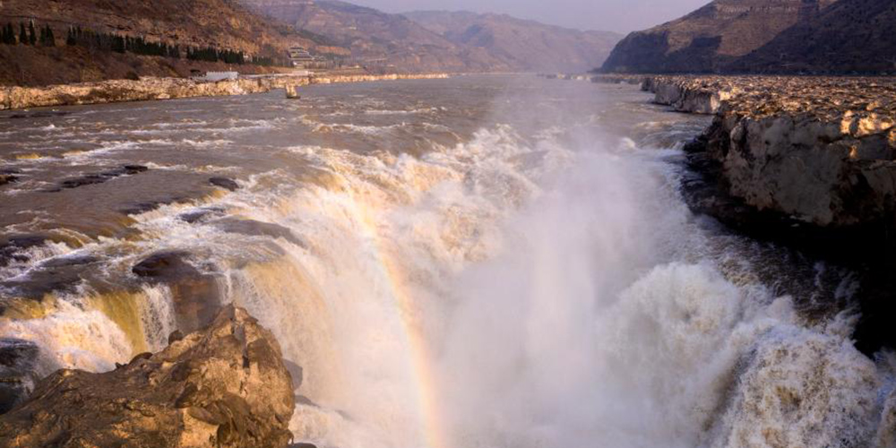 Paisagem da cachoeira Hukou na província de Shaanxi