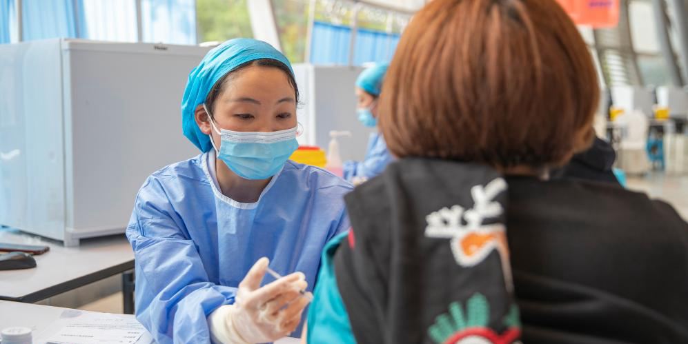 Chongqing abre dois pontos de vacinação temporários contra COVID-19