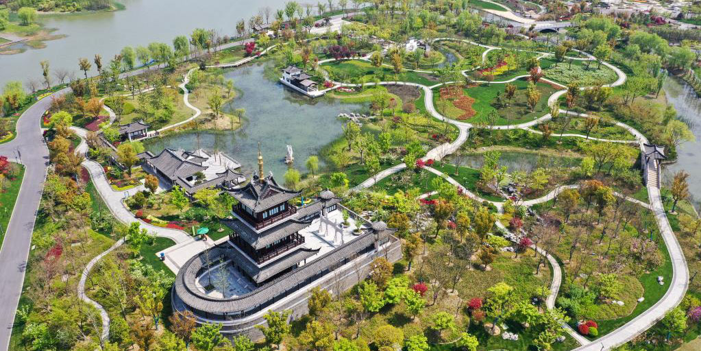 Exposição Horticultural Internacional de Yangzhou conta com mais de 1.100 espécies de plantas