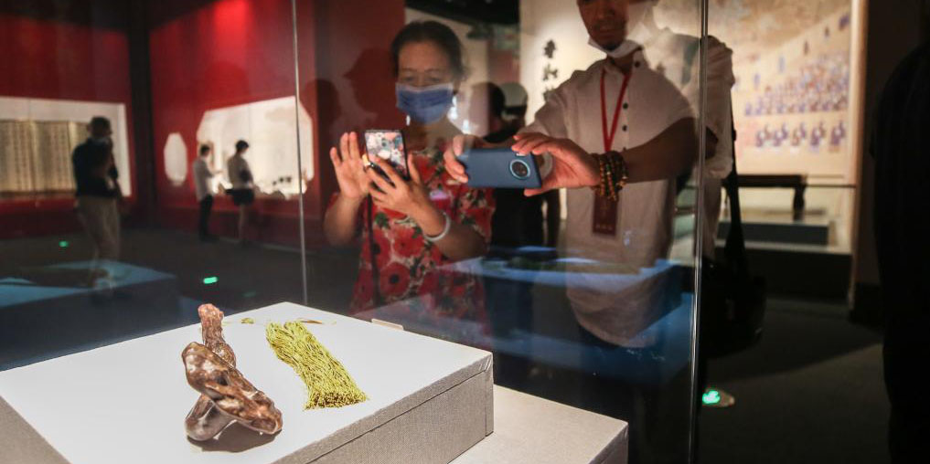 Museu do Mar do Sul da China (Hainan) realiza exposição de coleções do Museu do Palácio